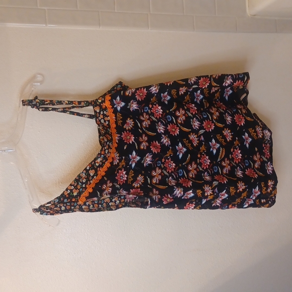 Solitaire Ravikhosla Floral tunic tank top Shoulder ties nwt - Picture 4 of 5